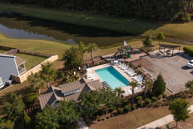 601 Yellow Leaf Lane, Summerville, SC 29486