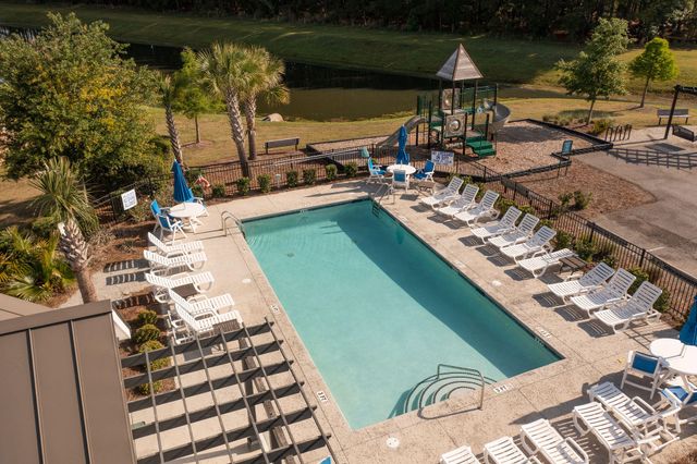 601 Yellow Leaf Lane, Summerville, SC 29486