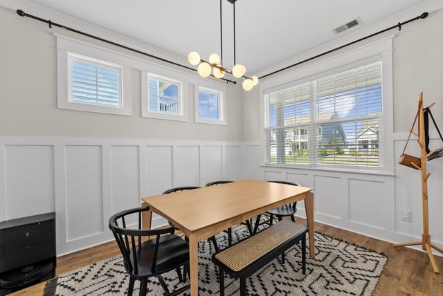 601 Yellow Leaf Lane, Summerville, SC 29486