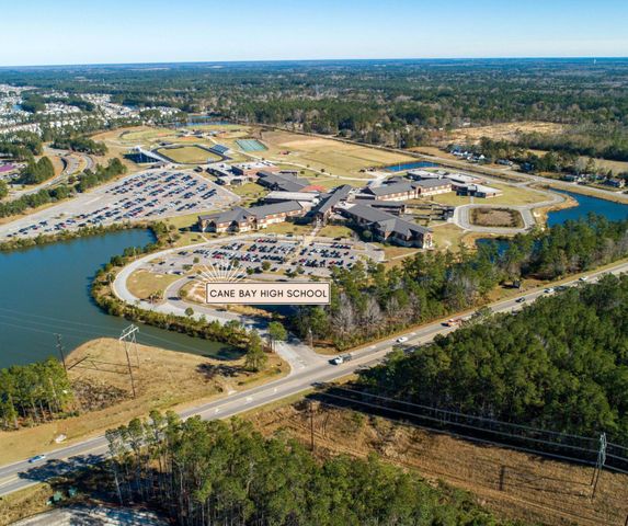 601 Yellow Leaf Lane, Summerville, SC 29486