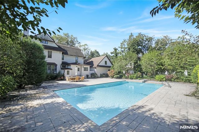 209 Maple Street, Englewood, NJ 07631