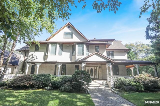 209 Maple Street, Englewood, NJ 07631