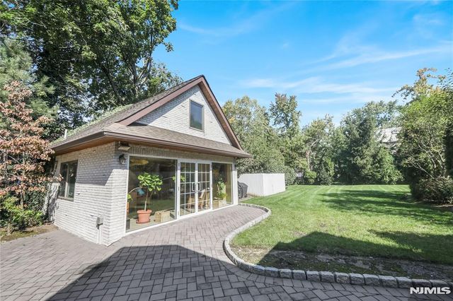 209 Maple Street, Englewood, NJ 07631