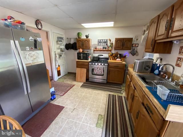 842 CHESTNUT ST, Emmaus, PA 18049