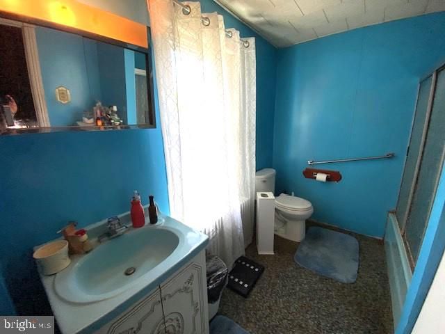 842 CHESTNUT ST, Emmaus, PA 18049