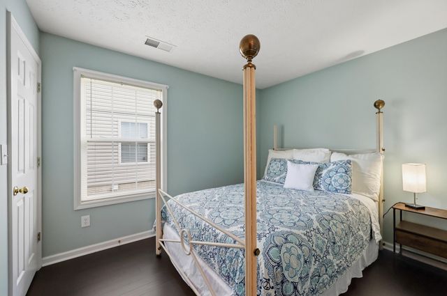 1945 Dark Tower Road, Lexington, KY 40511