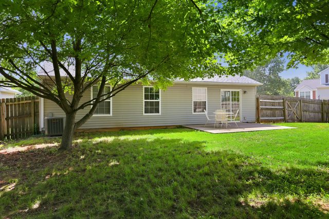 1945 Dark Tower Road, Lexington, KY 40511