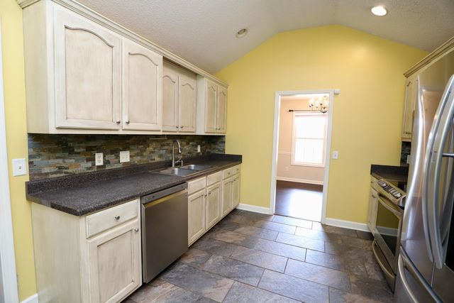 2605 Turningleaf Lane, Dalzell, SC 29040