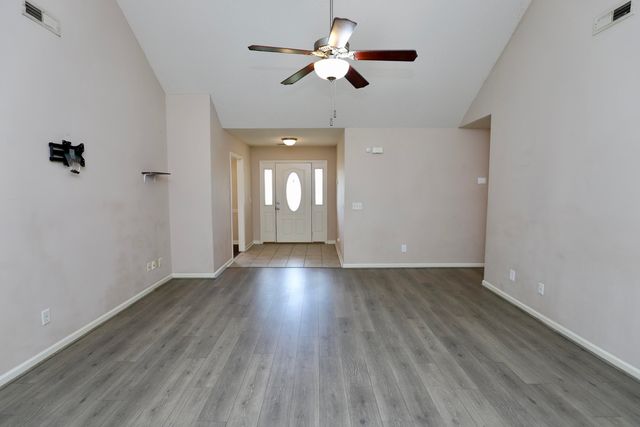 2605 Turningleaf Lane, Dalzell, SC 29040