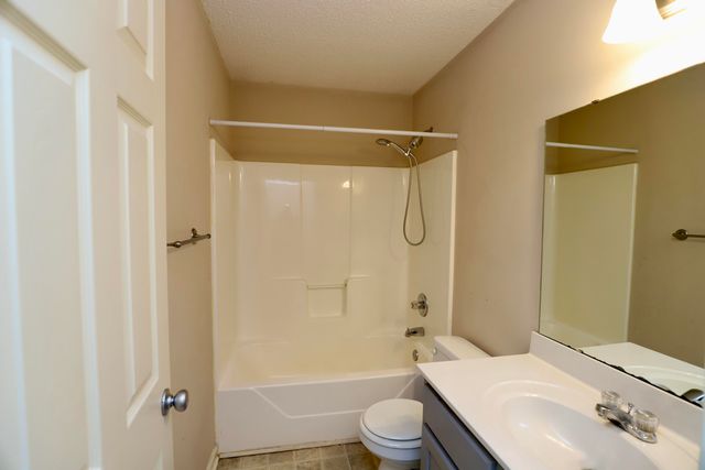 2605 Turningleaf Lane, Dalzell, SC 29040