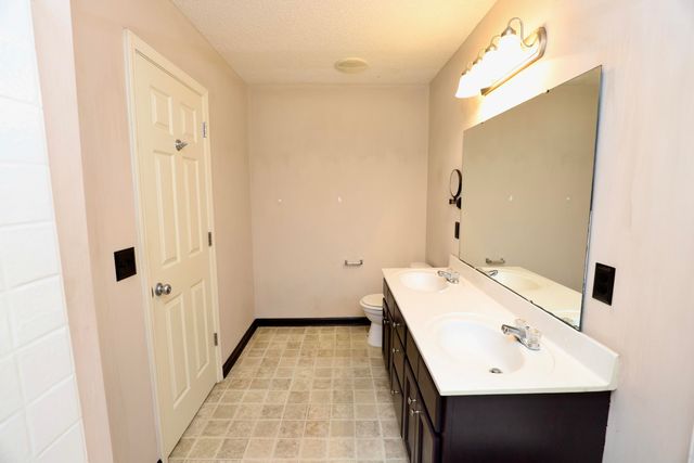 2605 Turningleaf Lane, Dalzell, SC 29040