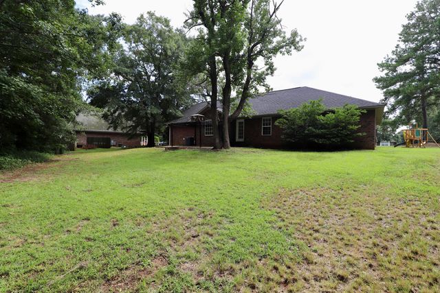 2605 Turningleaf Lane, Dalzell, SC 29040