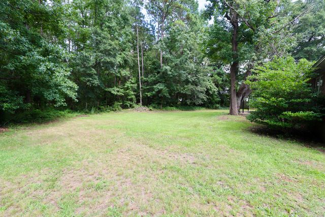 2605 Turningleaf Lane, Dalzell, SC 29040