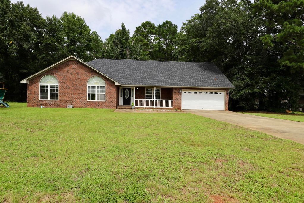 2605 Turningleaf Lane, Dalzell, SC 29040