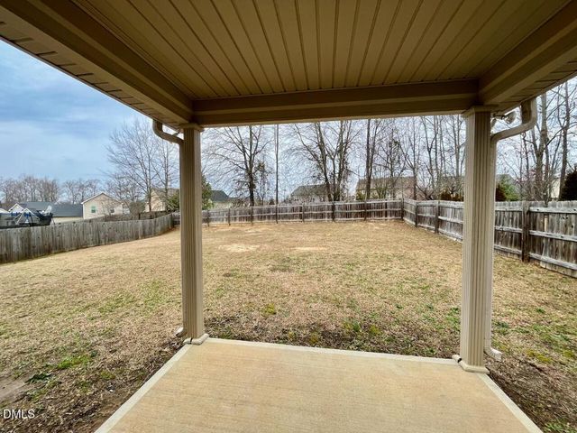 216 E Webber Lane, Clayton, NC 27527