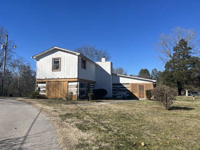 1321 Greenbrier Rd, Ashland City, TN 37015