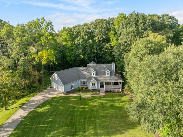 7799 Abby Lane Road SE, Caledonia, MI 49316