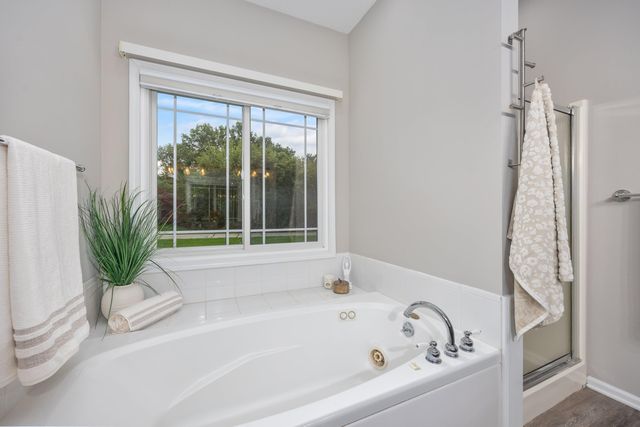 7799 Abby Lane Road SE, Caledonia, MI 49316