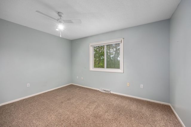 7799 Abby Lane Road SE, Caledonia, MI 49316