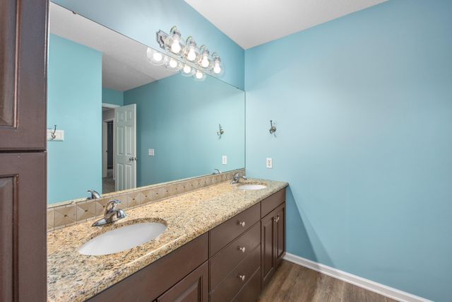 7799 Abby Lane Road SE, Caledonia, MI 49316