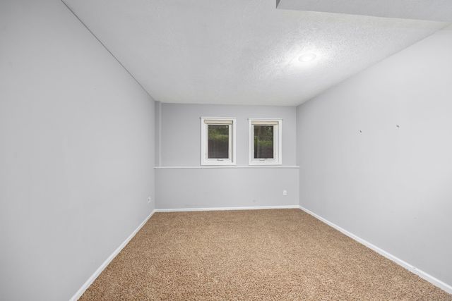 7799 Abby Lane Road SE, Caledonia, MI 49316