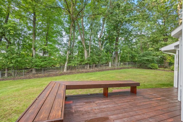 7799 Abby Lane Road SE, Caledonia, MI 49316