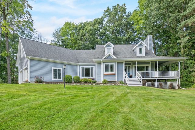 7799 Abby Lane Road SE, Caledonia, MI 49316