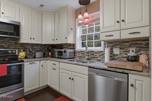 30 Pepper Ridge Court 30, Gray, TN 37615