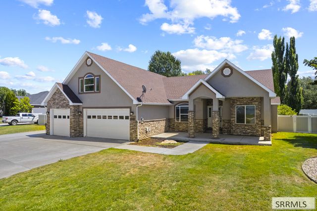 2690 Eastview Drive, Idaho Falls, ID 83401