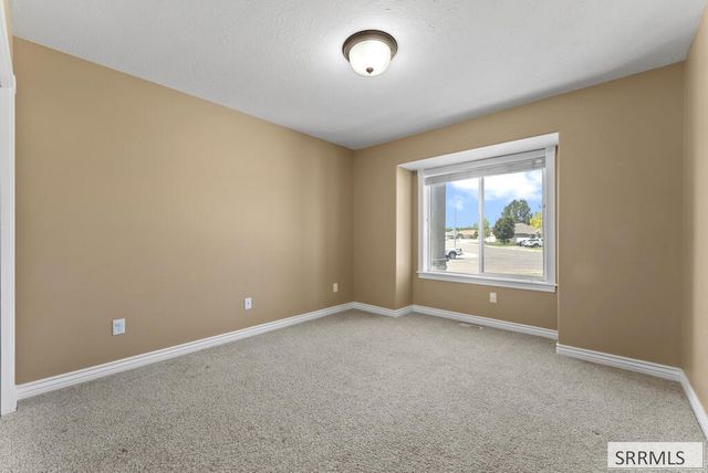 2690 Eastview Drive, Idaho Falls, ID 83401