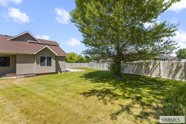 2690 Eastview Drive, Idaho Falls, ID 83401