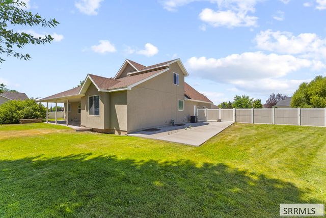 2690 Eastview Drive, Idaho Falls, ID 83401