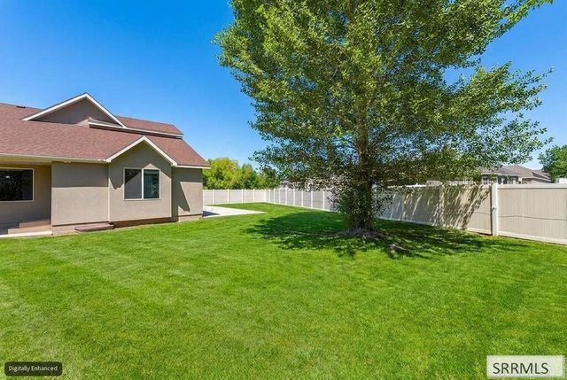 2690 Eastview Drive, Idaho Falls, ID 83401