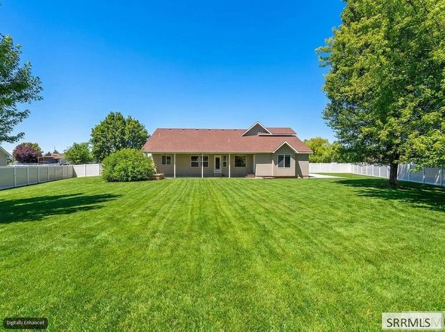2690 Eastview Drive, Idaho Falls, ID 83401