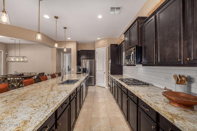 7576 W Quail Avenue, Glendale, AZ 85308