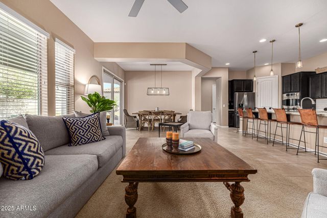 7576 W Quail Avenue, Glendale, AZ 85308