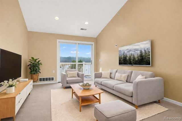 848 Brandon Avenue, Pontiac, MI 48340