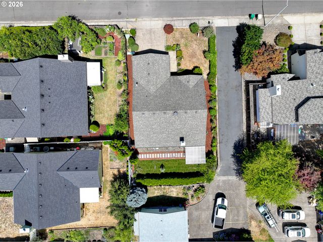 17440 Sw STARK St, Beaverton, OR 97006
