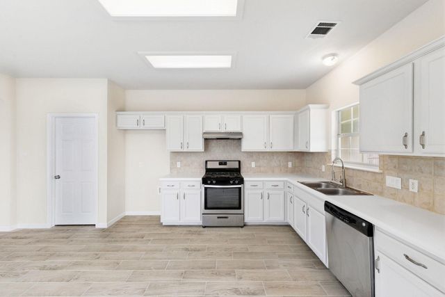 1512 Jackie Robinson PL, Round Rock, TX 78665