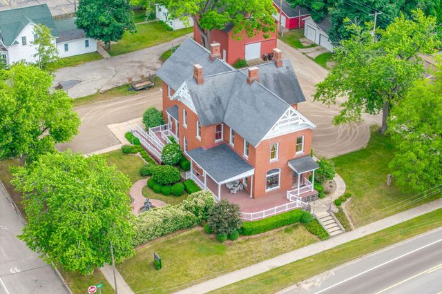 414 Maple Street, Big Rapids, MI 49307