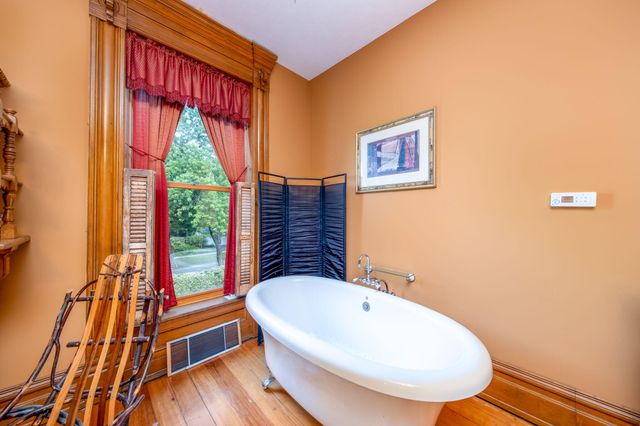 414 Maple Street, Big Rapids, MI 49307