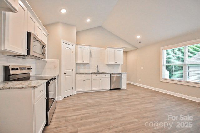 410 Coach Street, Kannapolis, NC 28083