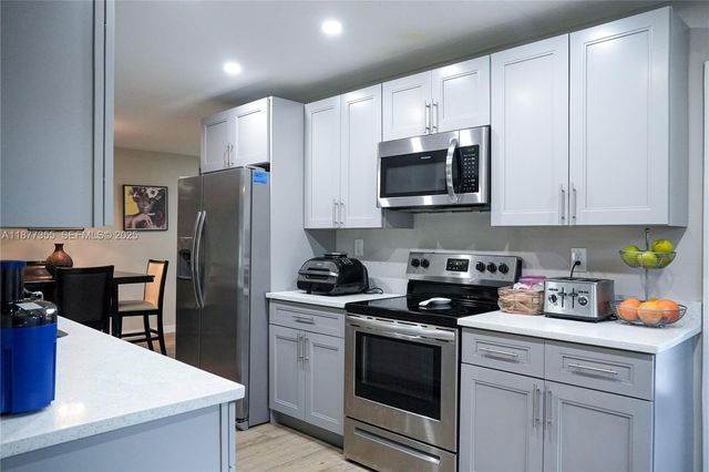 4401 NW 45th Street, Tamarac, FL 33319