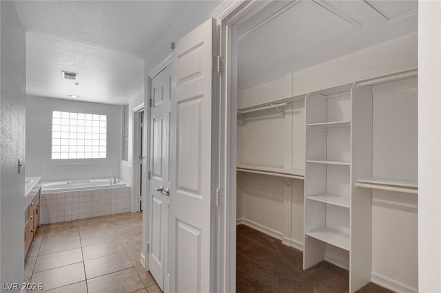 230 East Flamingo Road 404, Las Vegas, NV 89169