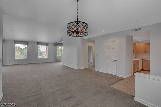 230 East Flamingo Road 404, Las Vegas, NV 89169