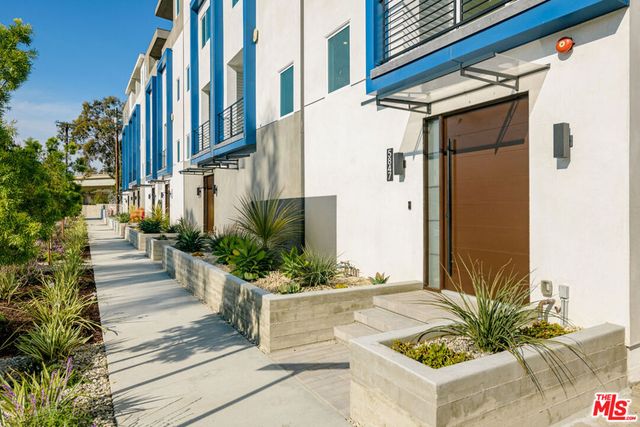 5845 David Avenue, Los Angeles, CA 90034