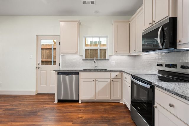 504 E Kimball Street 2, Mansfield, TX 76063