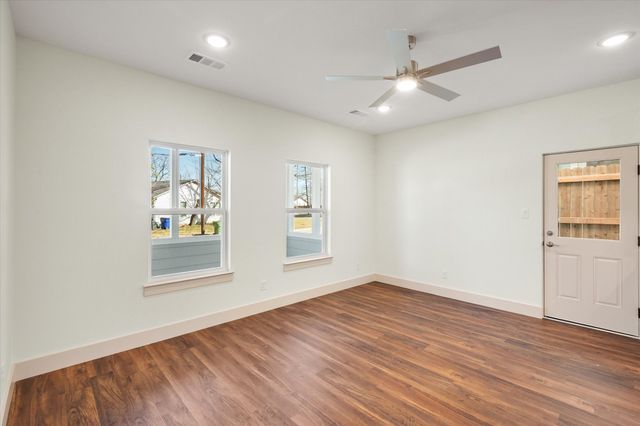 504 E Kimball Street 2, Mansfield, TX 76063