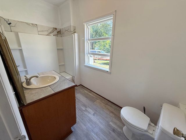 320 W Clay Street, Logansport, IN 46947