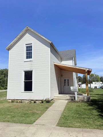 320 W Clay Street, Logansport, IN 46947